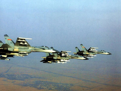 资料图：解放军歼-11型战斗机群.jpg