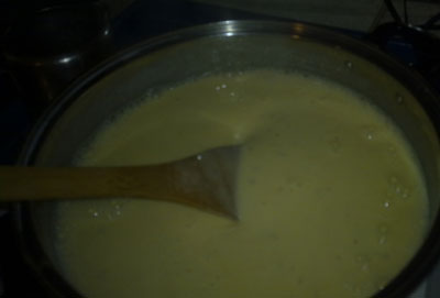 慢慢搅拌， 温度不能超过 80 度