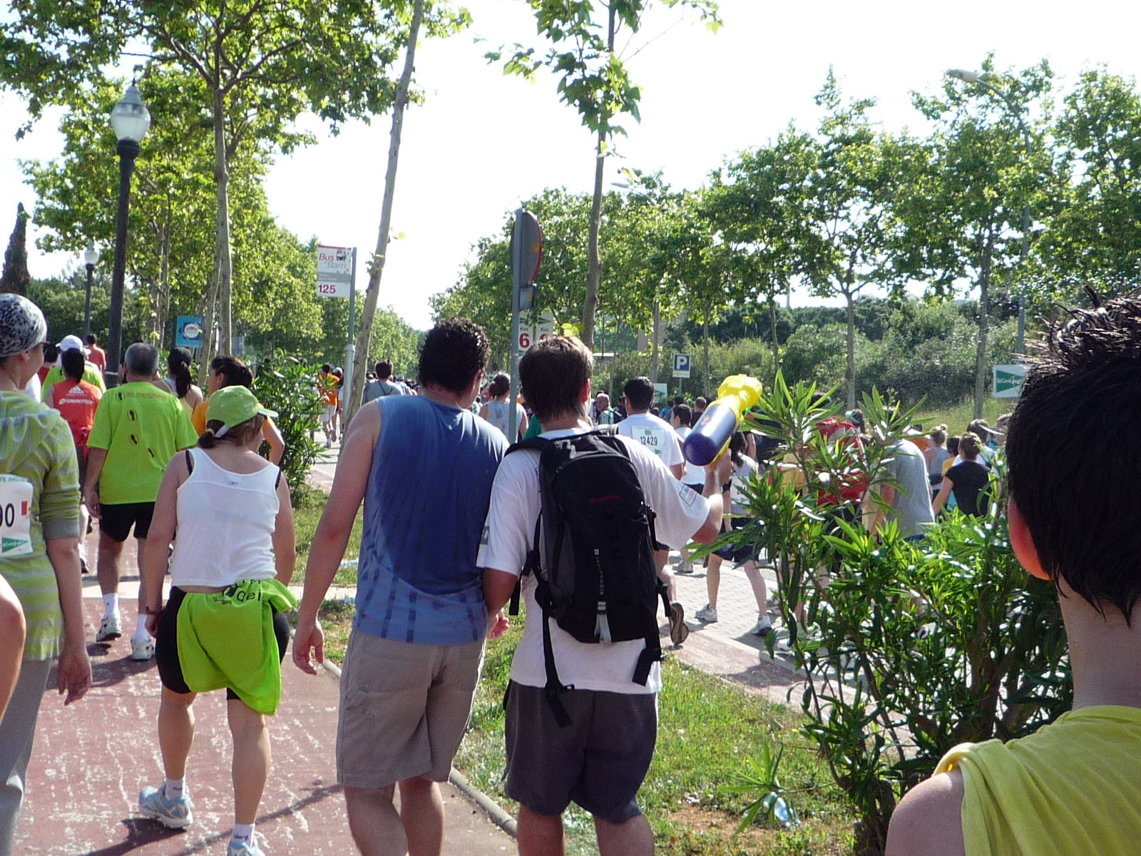 连枪都敢带来。。 连枪都敢带来。。