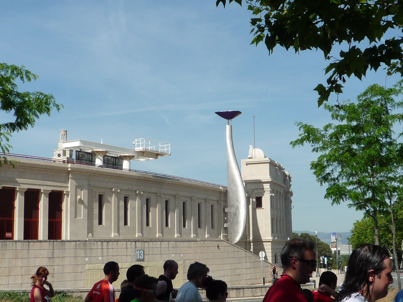 主会场正门,92年奥运火炬 主会场正门,92年奥运火炬