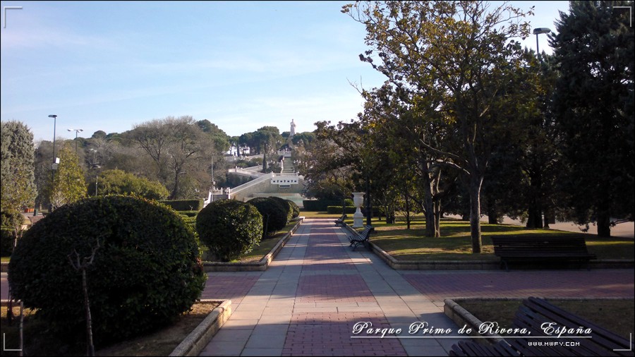 Parque_Primo_de_Rivera_Zaragoza_Espa?a_05.jpg