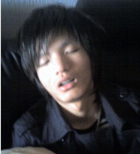 16岁的时候？？睡着了，被人偷拍，画质不好