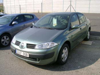 RENAULT-MEGANE-g-Kfm6aZqx2uBA1OZQQGgm_1103011232200.jpg