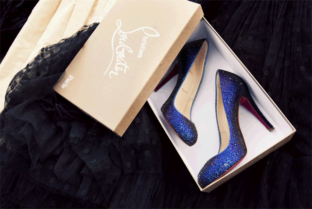louboutin-sparkle-1-429.gif