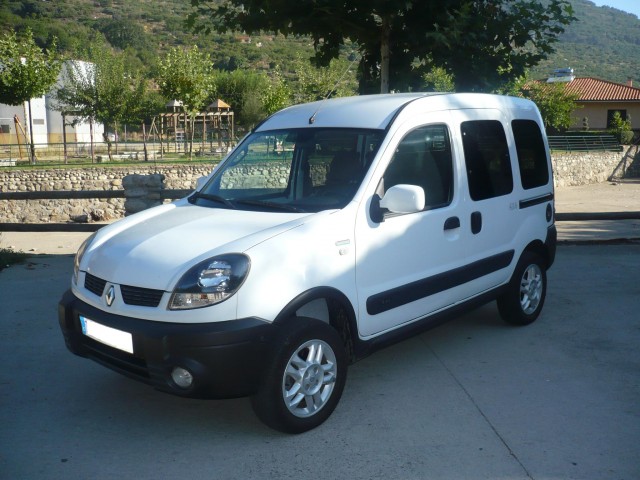 RENAULT-KANGOO-62764019.jpg