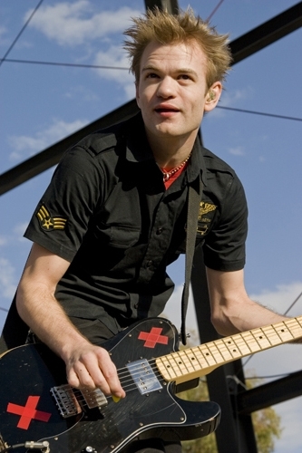 deryck_whibley.jpg