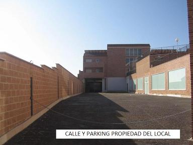 calle propiedad del local.JPG