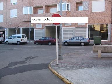 locales avenida san crispin.JPG