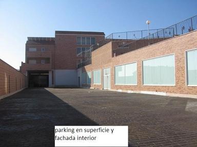 parking en superficie.JPG