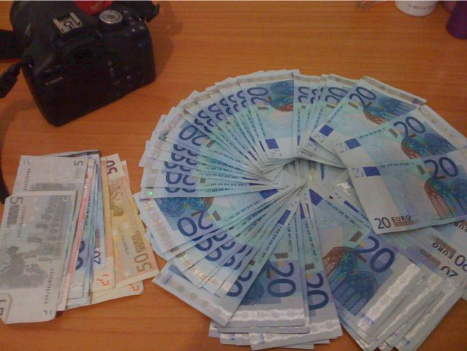 给自己发的工资...!