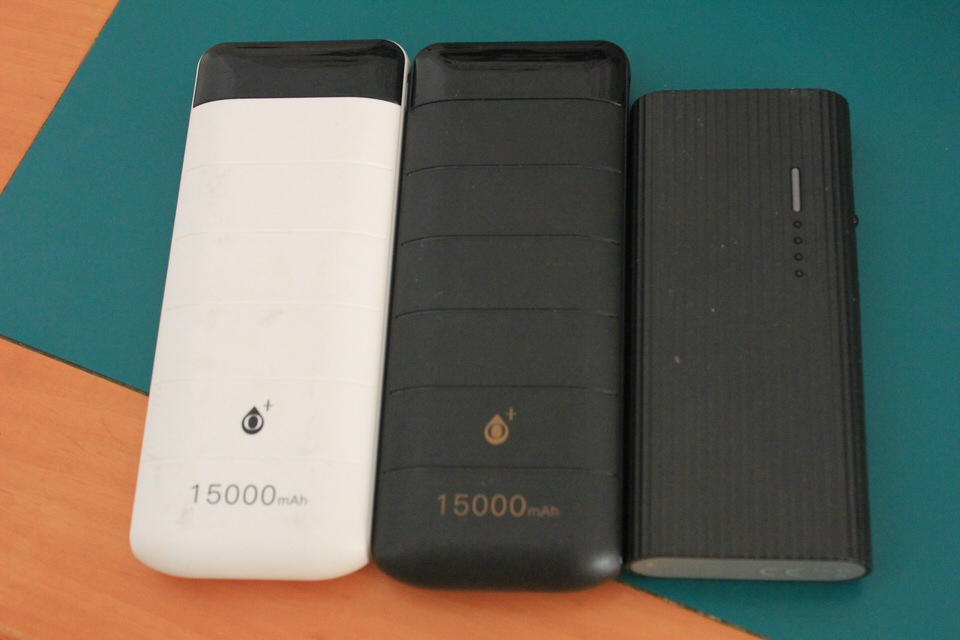 移动电源3欧每个