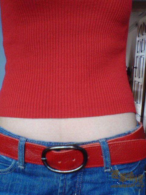 结论出来了 熬夜加空腹等于老蛮腰.jpg