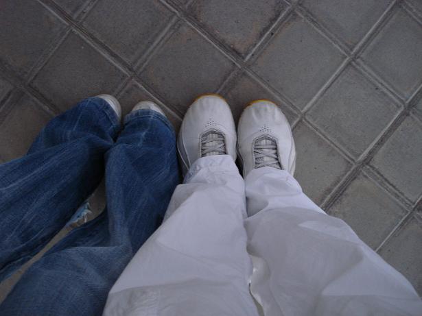 两对幸福的脚脚``