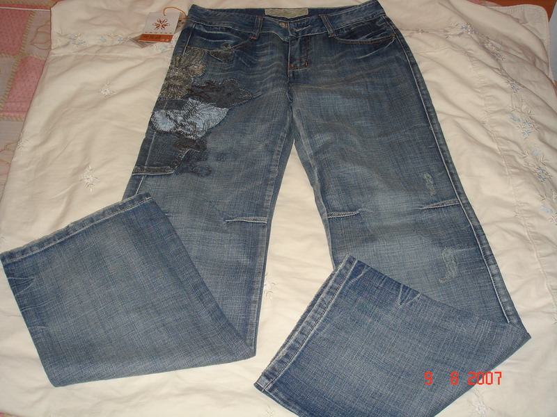 牛仔裤.jpg