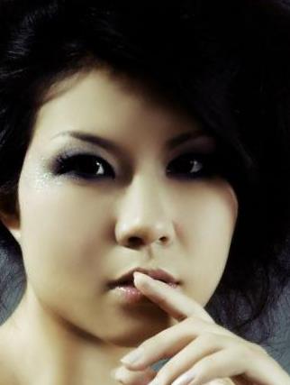 这张自己虚化了一下