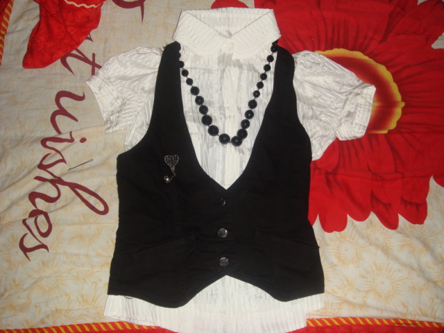 另外套马甲  嘿嘿