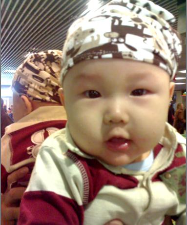 这是4个多月回国在机场里拍的2007.12.26