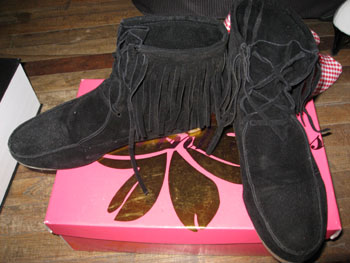 短款流苏靴，最近超流行