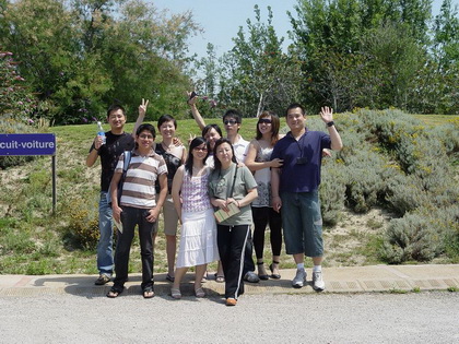 这次有个老外朋友和我们一起的 这次有个老外朋友和我们一起的